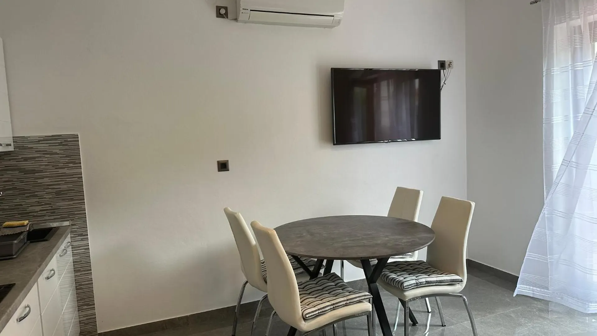 Apartment Villa Luka Baska